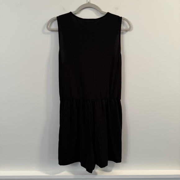 Women’s new BCBGeneration Black wrap front sleeveless romper size small S - Picture 5 of 7